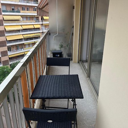 Ferienwohnung Le Borrigo Pick Up Airport Menton Exterior foto