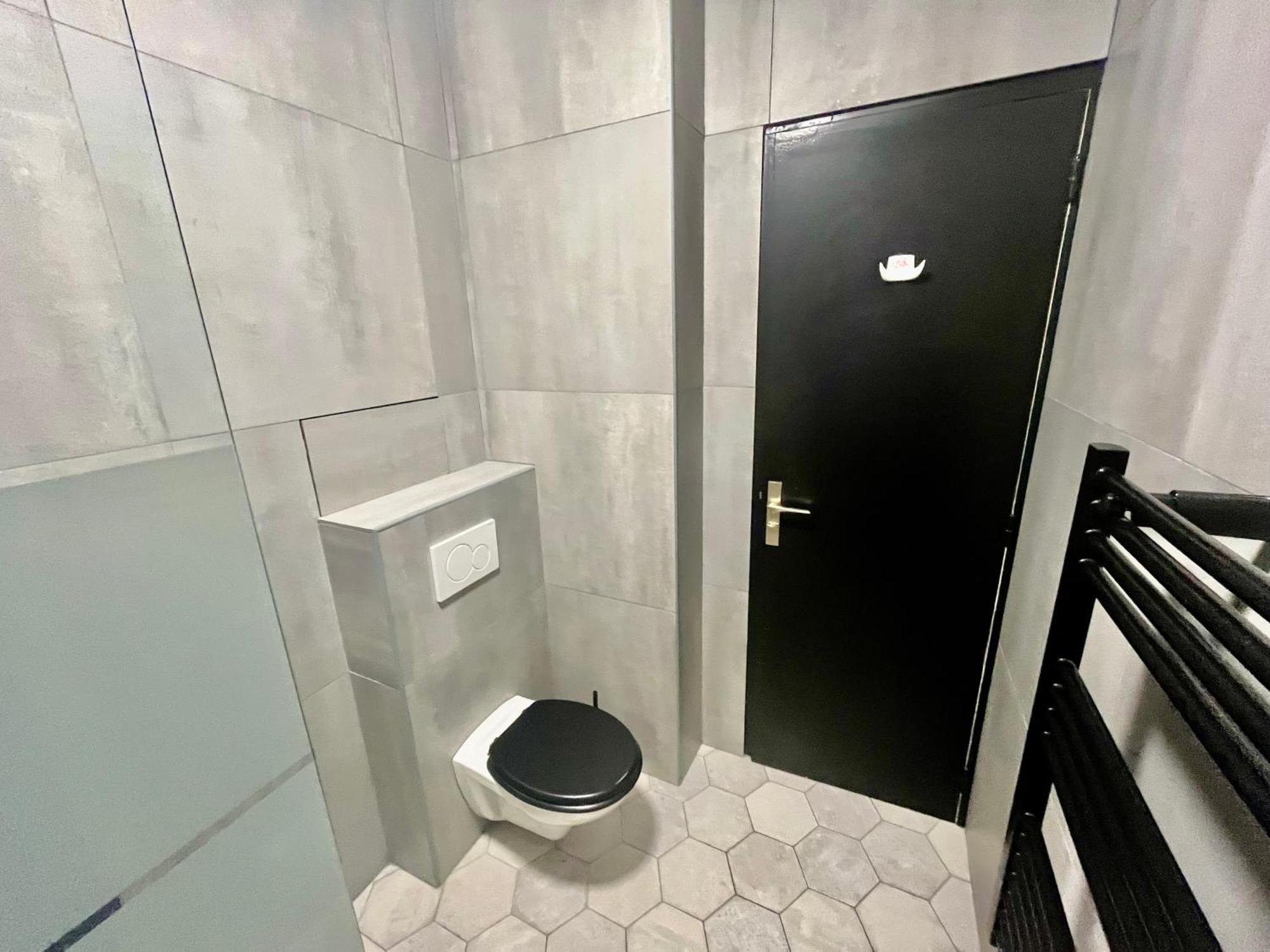 Ferienwohnung Le Borrigo Pick Up Airport Menton Exterior foto