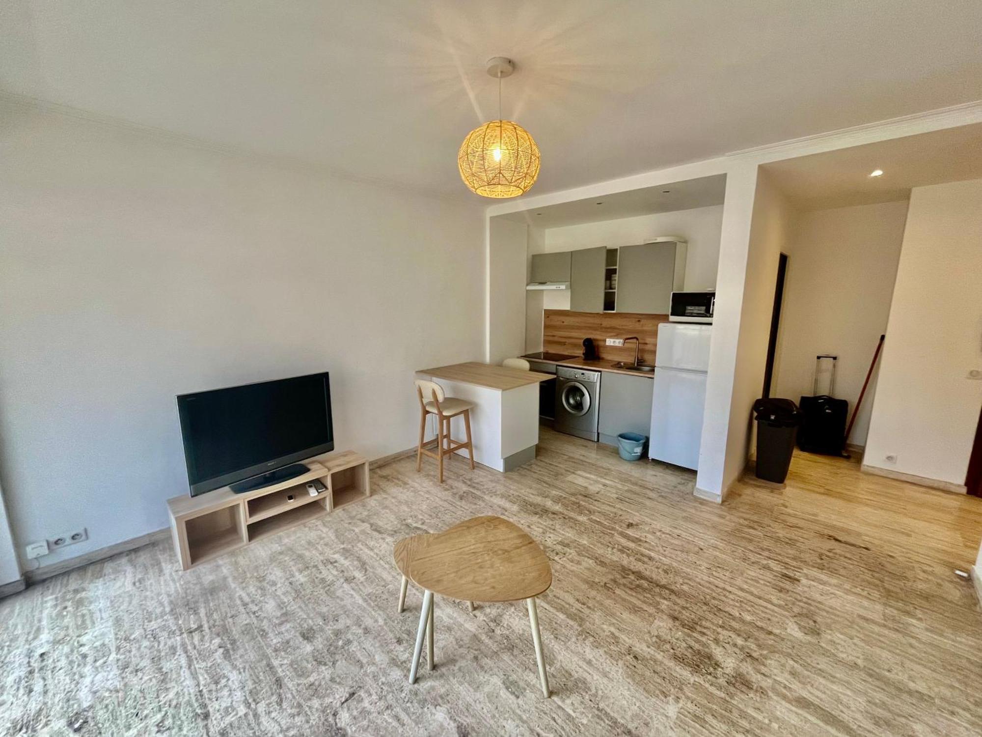 Ferienwohnung Le Borrigo Pick Up Airport Menton Exterior foto
